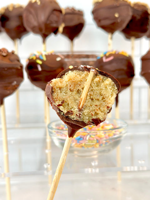 Cake Pops (1/2 dozen)